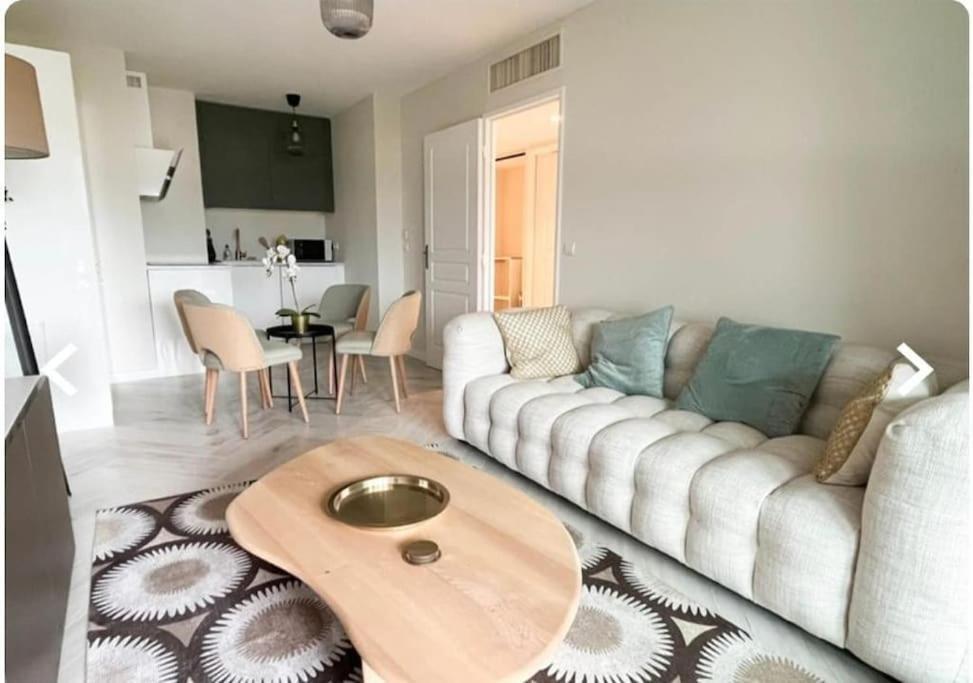 Beautiful Apartment Design Next To The Sea Antibes Zewnętrze zdjęcie
